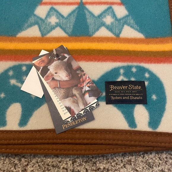 Pendleton Baby Blanket - Picture 5 of 7